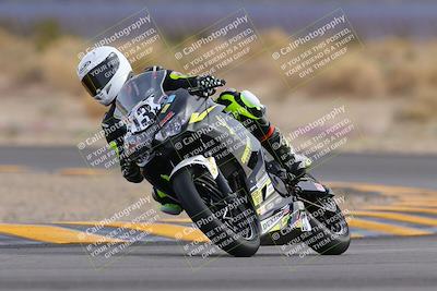 media/Dec-17-2022-SoCal Trackdays (Sat) [[224abd9271]]/Turn 16 (210pm)/